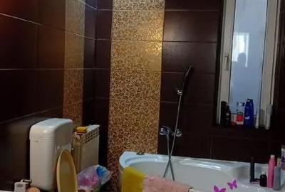 Casă cu 3 camere cu Teren 699 Mp în Spitalul Județean - 10