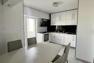 Apartament cu 4 camere decomandat, mobilat în Răcădău - 9