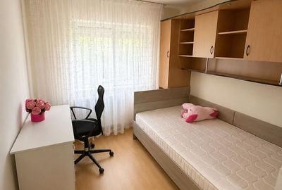 Apartament cu 3 camere decomandat în Nufărul - 4