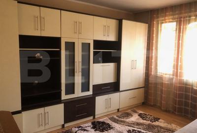 Apartament cu 2 camere decomandat în Central - 1