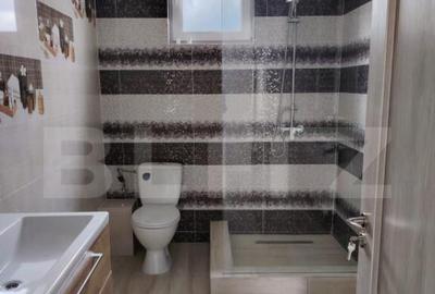 Casa de vanzare, cu 6 camere, 288 mp, zona Voinesti - 13