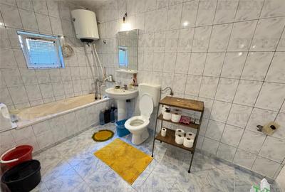 Casa de - Movilita, jud. Ialomita - 2000 mp teren, pozitie - 16