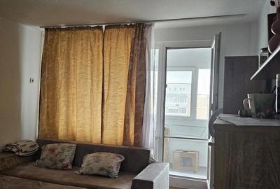 Apartament cu 2 camere decomandat în Gorjului