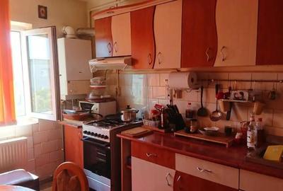 Apartament cu 2 camere ~ zona Unirii Sud ~ confort 1 decomandat - 2