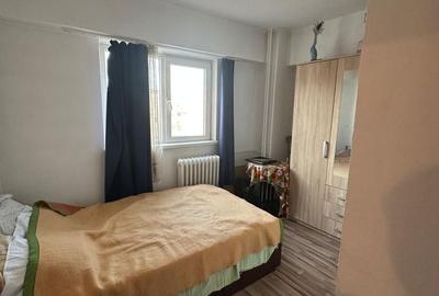 Apartament cu 4 camere decomandat în Drumul Taberei - 2