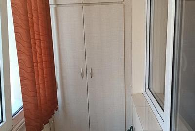 Apartament cu 2 camere decomandat în Calea Moldovei