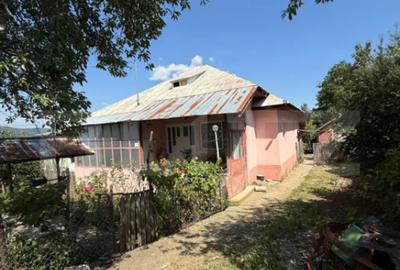 Casă cu 4 camere cu Teren 1053 Mp în Central - 18