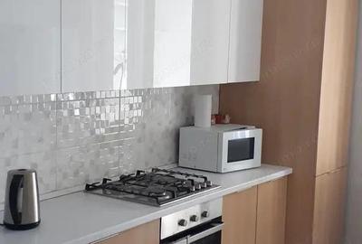 Garsoniera de inchiriat in zona Titan Garsoniera de inchiriat in zona Titan - 2