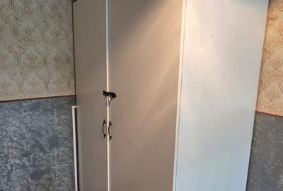 Apartament cu 3 camere în Micro 16 - 17
