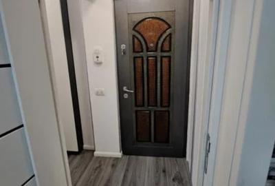 56000 euro -Garsoniera decomandata renovata- etaj 1 din 4 -bloc 1981 - 2