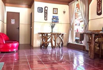 Vila de vanzare in Parcul national Piatra Craiului - 10