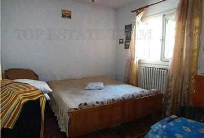 Casa, gradina si curte intrun peisaj de poveste, aici in Slanic Prahova, unde ae - 13