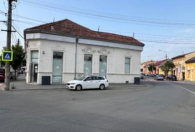 Spațiu comercial, 240 mp în Central