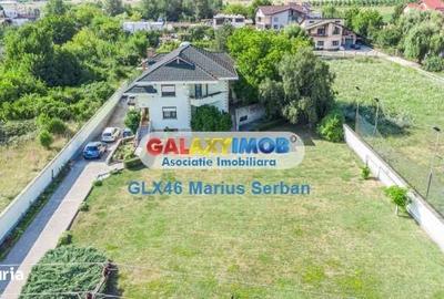 Casă cu 9 camere cu Teren 4200 Mp în Răzvad - 2