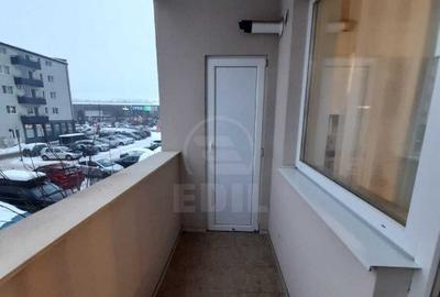 Apartament cu 2 camere semidecomandat în Florești