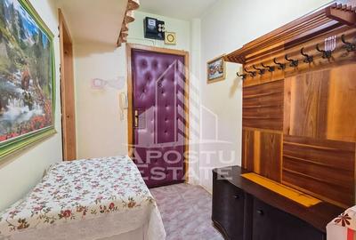 Apartament cu 2 camere nedecomandat, mobilat în Circumvalațiunii - 2