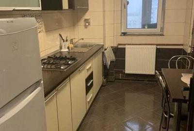 Statia de metrou Unirii, un apartament cu 3 camere de inchiriat - 2
