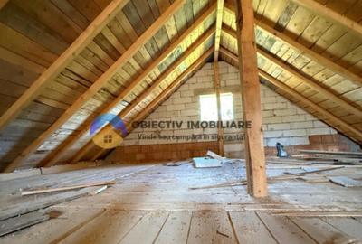 Casa + Teren de vanzare Zona Ciritei/An constructie 20 - 12