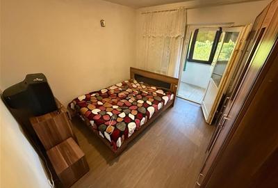 APARTAMENT 3 CAMERE, ETAJ 2, 1 DECEMBRIE - 10