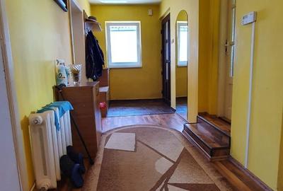 Casă cu 4 camere decomandat în Șelimbăr - 8