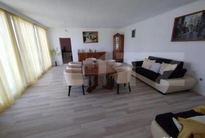 Casă cu 7 camere cu Teren 2900 Mp în Central - 9