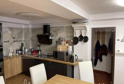 Casă cu 5 camere în Centrul Istoric - 3