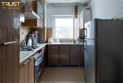 Apartament cu 2 camere decomandat în Zorilor - 9