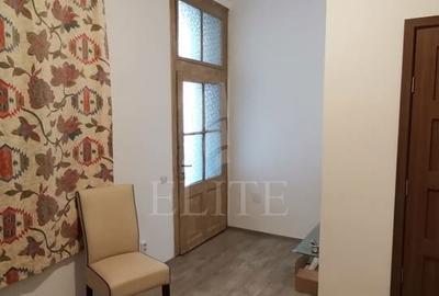 Apartament cu 3 camere semidecomandat în Central - 15