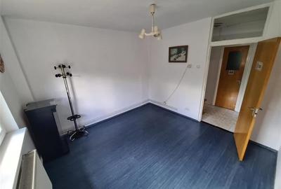 Spatiu 2 camere Centrul Civic- Toamnei - 6