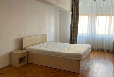 Apartament cu 4 camere în Central - 7