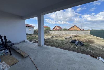 Duplex cu 4 camere cu Canalizare în Moșnița Nouă - 11