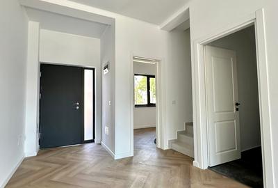 Finalizata! Casa 4 camere 2 bai 120mp zona Bucium Visan - 12