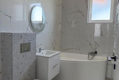 Casă cu 4 camere cu Teren 440 Mp în Frumușani - 1