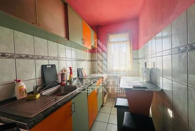 Apartament cu 3 camere decomandat în Șega - 5