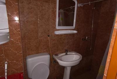 Garsonieră decomandată în Central - 2