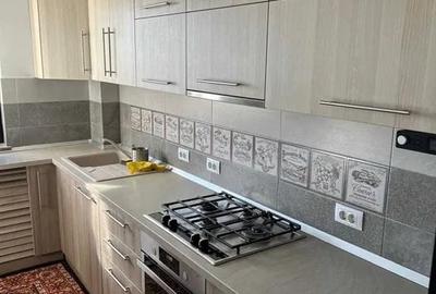 APARTAMENT 2 CAMERE, DECOMANDAT, BLOC NOU, MOBILAT SI UTILAT, PARCARE SI BOXA - 3