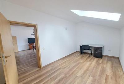 Apartament cu 4 camere decomandat, mobilat în Florești - 19