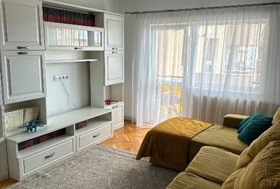 Inchiriez apartament 3 camere | UMF | Decomandat | strada Viilor - 2