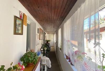 Casa spatioasa de vanzare in Mehala - 4 camere + garaj si terasa - 2