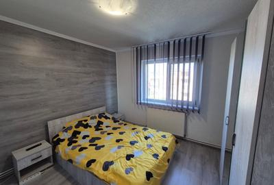 Apartament cu 3 camere decomandat, mobilat în Tudor Vladimirescu
