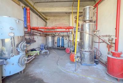 Spațiu industrial, de 5,211 mp, în Central - 46