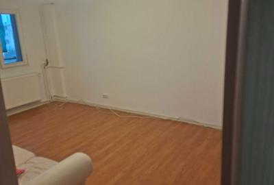 Apartament cu 3 camere decomandat în Democrației - 1
