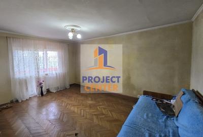 Apartament 3 camere Craiovei, garaj, confort 1 decomandat