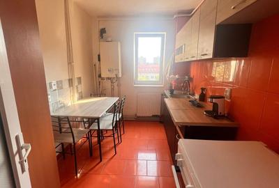 Apartament 3 camere - zona  Astra - 5