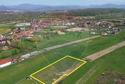 Teren de 1343 mp, în Cătălina - 6