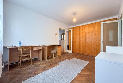 Vand apartament 2 camere ultracentral - 4