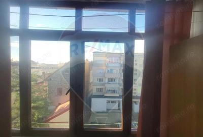 Apartament cu doua camere de vanzare - 10