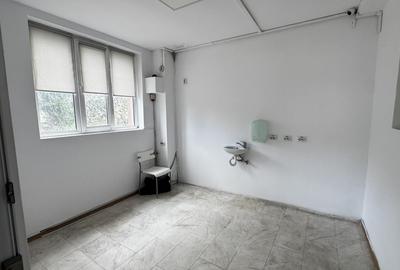 Casă individuală cu 12 camere cu Canalizare în Sisești - 8