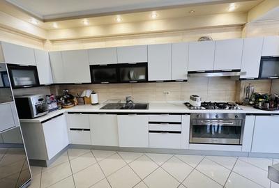 Casă individuală cu 10 camere cu Piscina în Roșu - 10