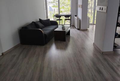 Apartament semidecomandat în Unirii